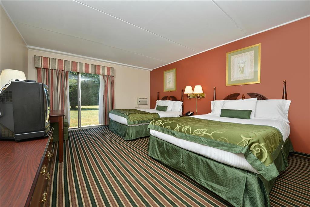 Center Street Value Inn Auburn Room photo